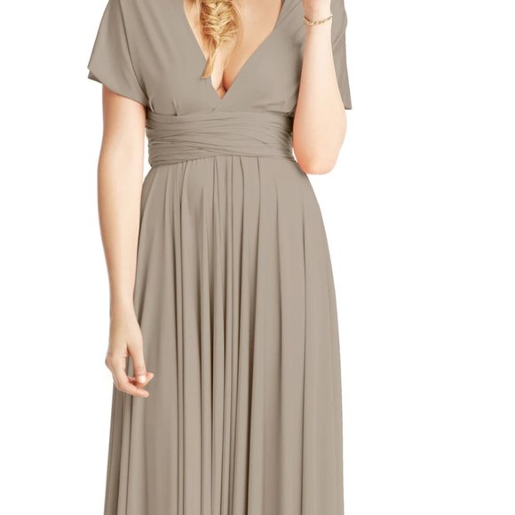 Classic Ballgown by Twobirds - Picture 7 of 13